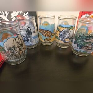 Set of 5 Welches WWF Vintage Jam Jars